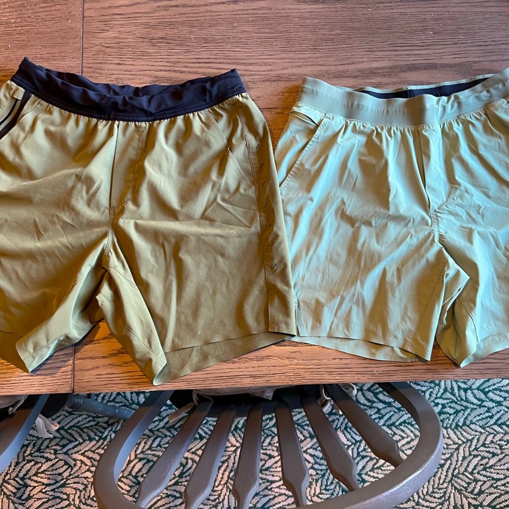 Ten thousand mens shorts size medium (Set short/interval short)